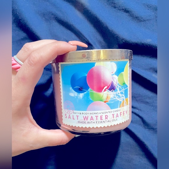 Salt Water Taffy BBW Candle - Picture 1 of 2